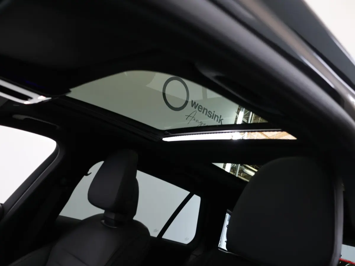 300 e AMG Line | Night | Panoramadak | Stoelventilatie | Stoelverwarming | Digital Light |