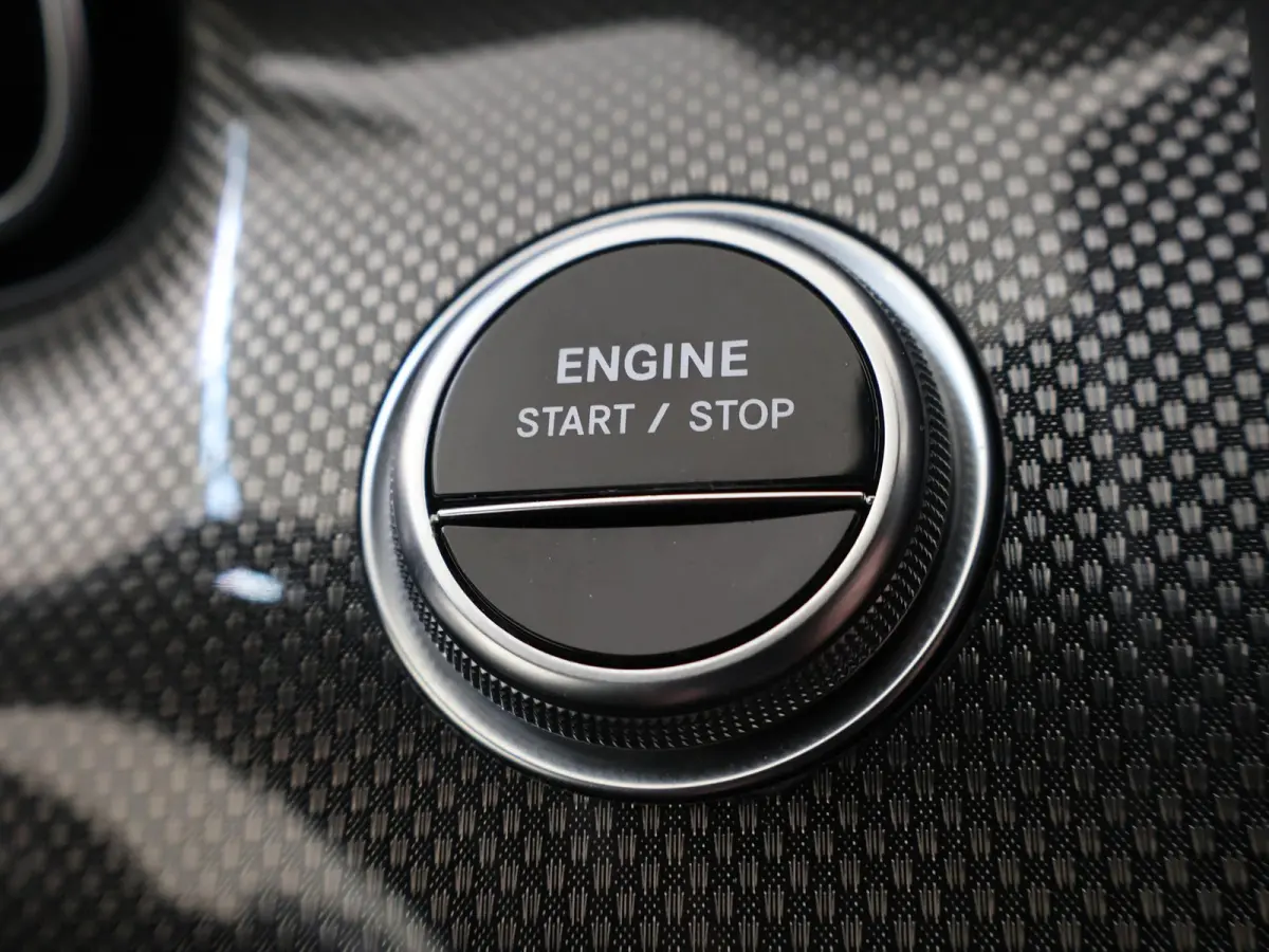 300 e AMG Line | Night | Panoramadak | Stoelventilatie | Stoelverwarming | Digital Light |