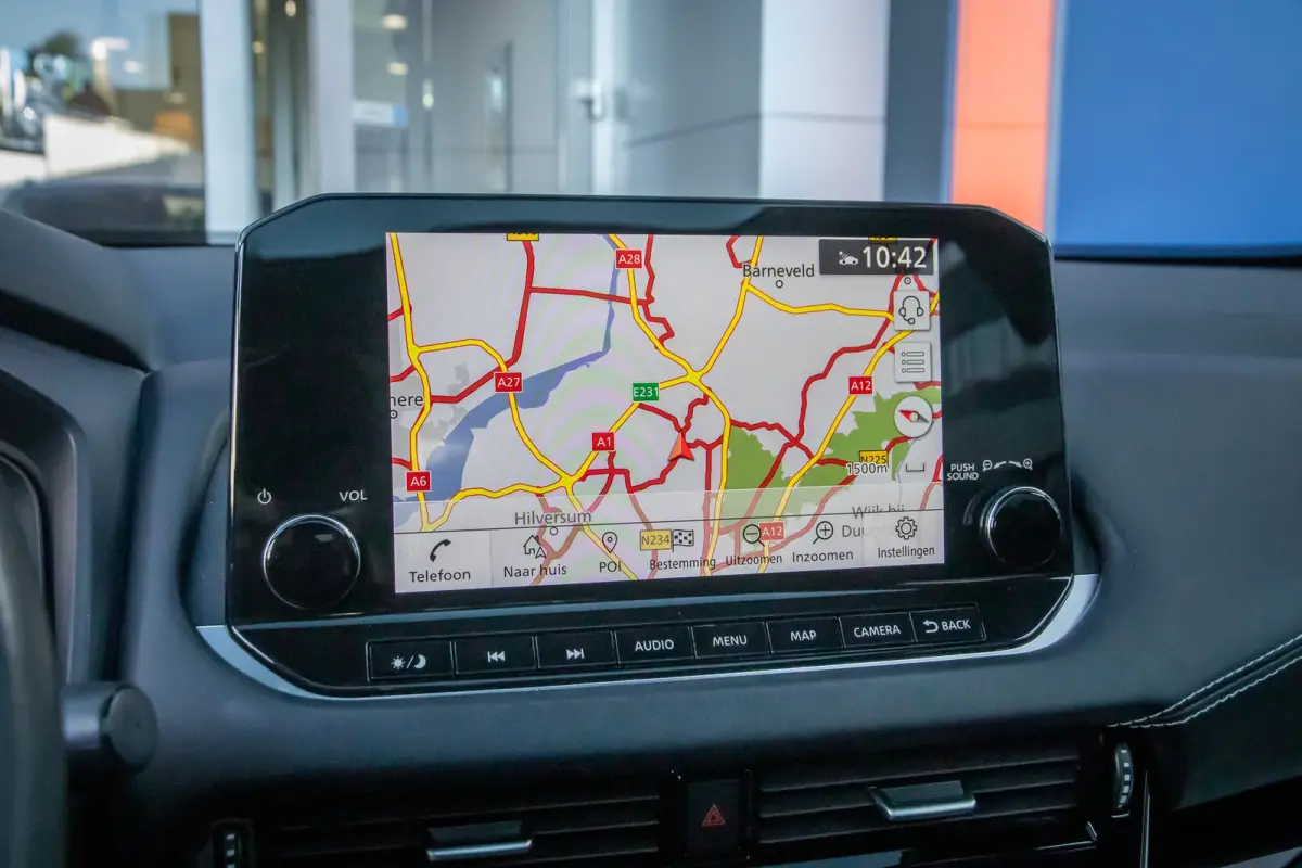 1.3 MHEV Xtronic Premiere Edition | Trekhaak | Panodak | 360 camera | Cruise adaptief | Head-up display | Navi | Apple Carplay/Android Auto | Achteruitrijcamera 360 graden | Apple Carplay/An