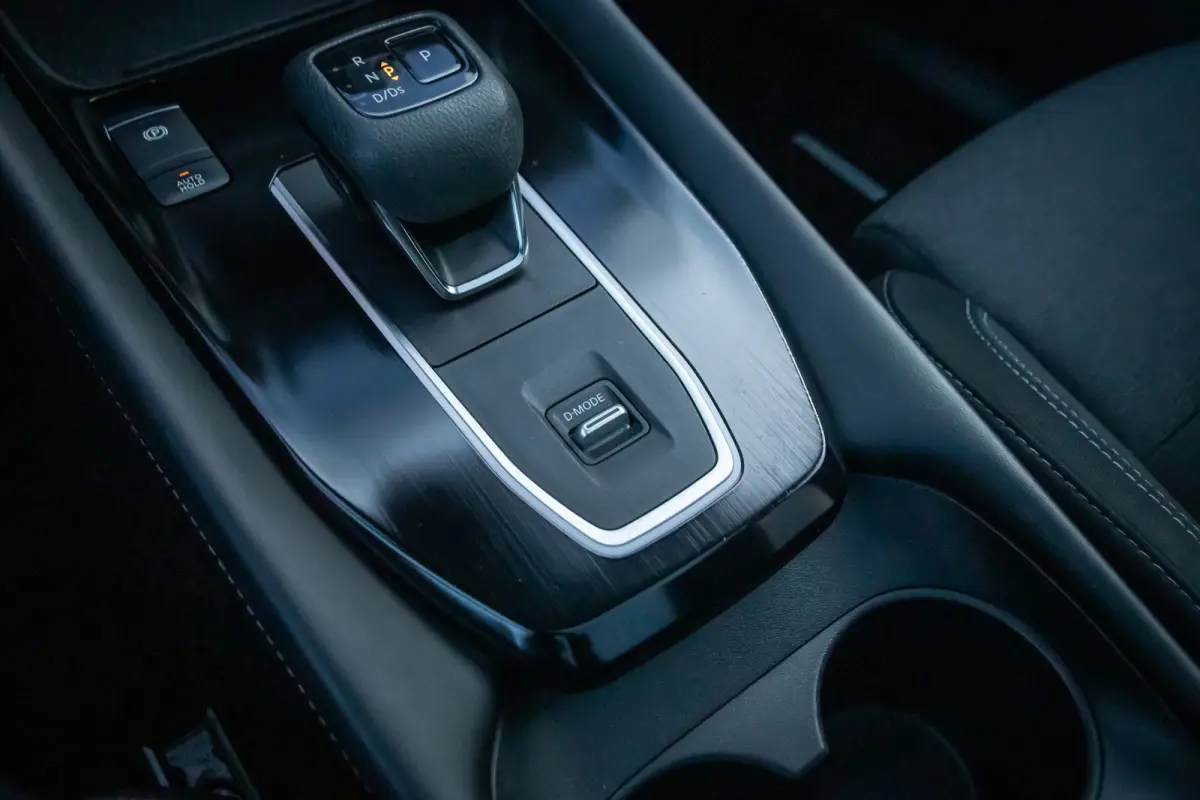 1.3 MHEV Xtronic Premiere Edition | Trekhaak | Panodak | 360 camera | Cruise adaptief | Head-up display | Navi | Apple Carplay/Android Auto | Achteruitrijcamera 360 graden | Apple Carplay/An