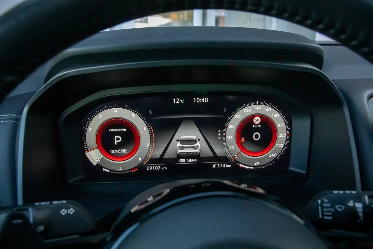 1.3 MHEV Xtronic Premiere Edition | Trekhaak | Panodak | 360 camera | Cruise adaptief | Head-up display | Navi | Apple Carplay/Android Auto | Achteruitrijcamera 360 graden | Apple Carplay/An