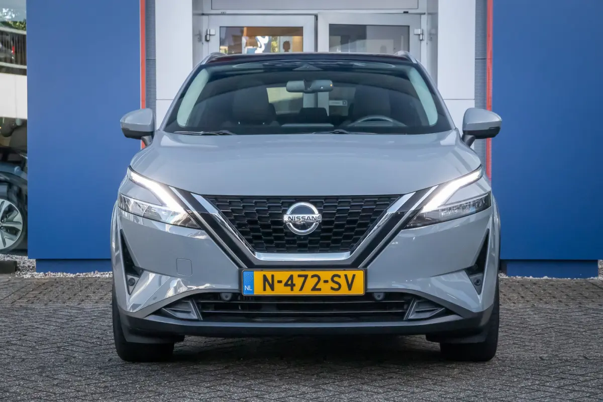 1.3 MHEV Xtronic Premiere Edition | Trekhaak | Panodak | 360 camera | Cruise adaptief | Head-up display | Navi | Apple Carplay/Android Auto | Achteruitrijcamera 360 graden | Apple Carplay/An