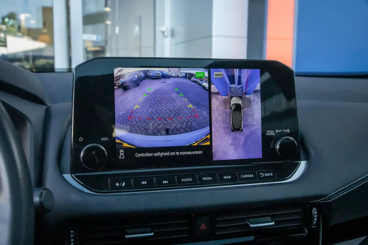 1.3 MHEV Xtronic Premiere Edition | Trekhaak | Panodak | 360 camera | Cruise adaptief | Head-up display | Navi | Apple Carplay/Android Auto | Achteruitrijcamera 360 graden | Apple Carplay/An