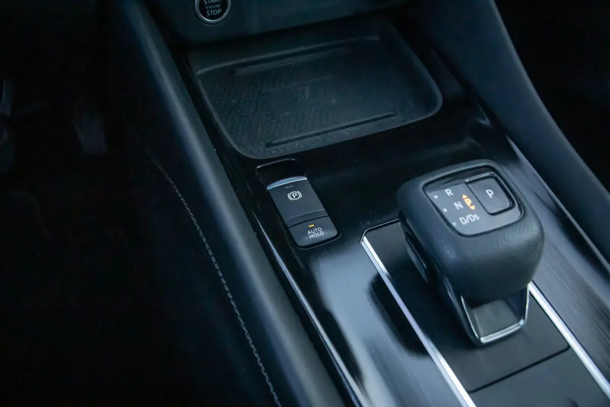 1.3 MHEV Xtronic Premiere Edition | Trekhaak | Panodak | 360 camera | Cruise adaptief | Head-up display | Navi | Apple Carplay/Android Auto | Achteruitrijcamera 360 graden | Apple Carplay/An