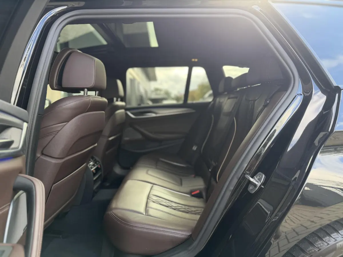 530d High Executive Edition | 3X M-Sport| Panoramadak |Trekhaak | H&K | HUD |Dealeronderhouden