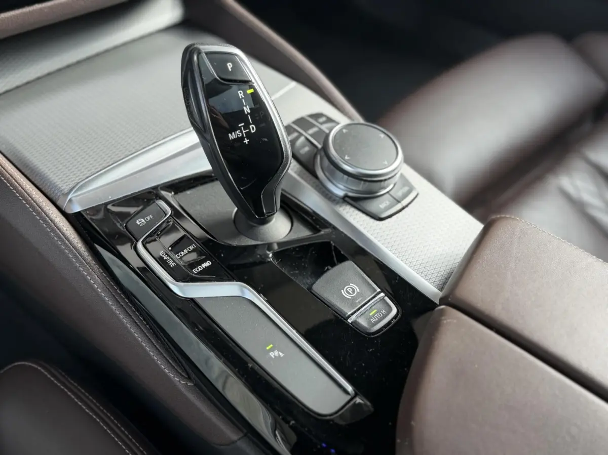 530d High Executive Edition | 3X M-Sport| Panoramadak |Trekhaak | H&K | HUD |Dealeronderhouden
