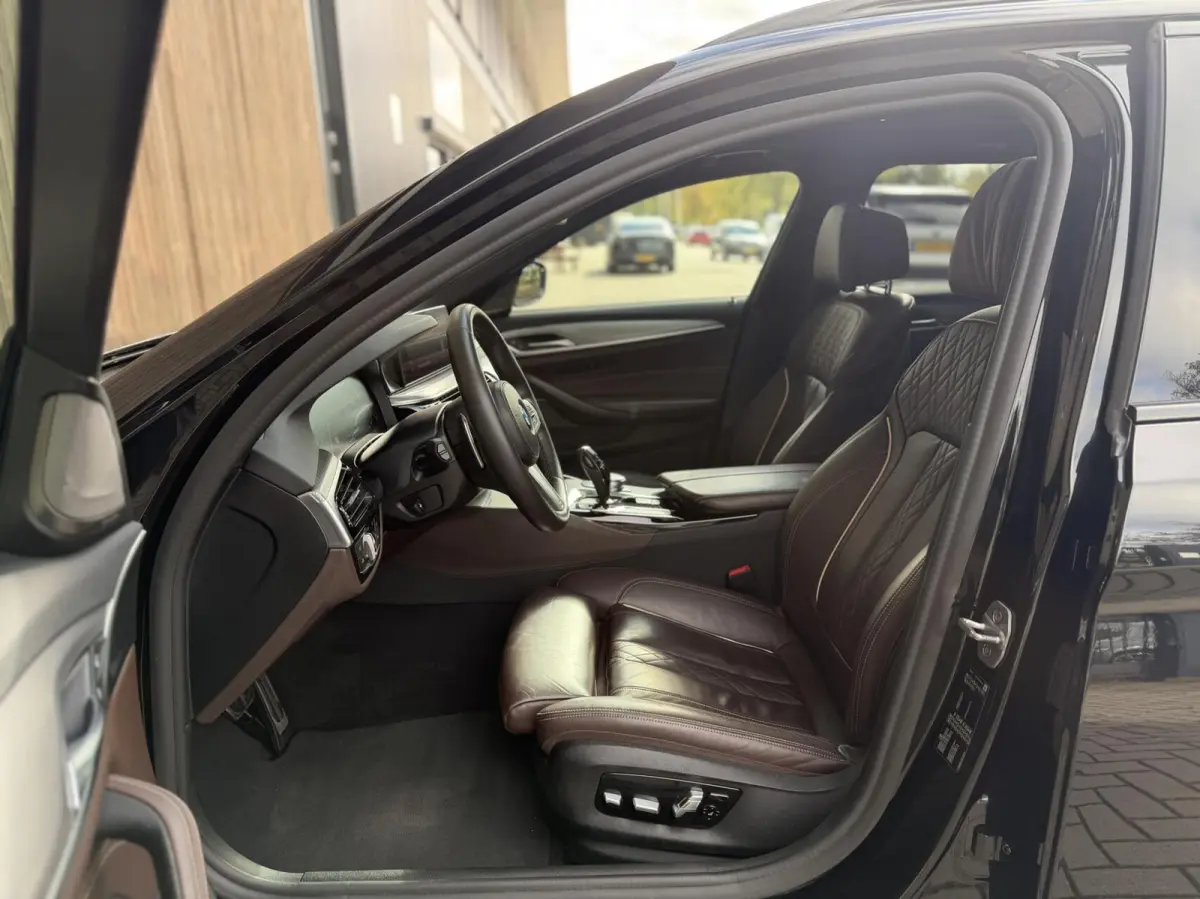 530d High Executive Edition | 3X M-Sport| Panoramadak |Trekhaak | H&K | HUD |Dealeronderhouden