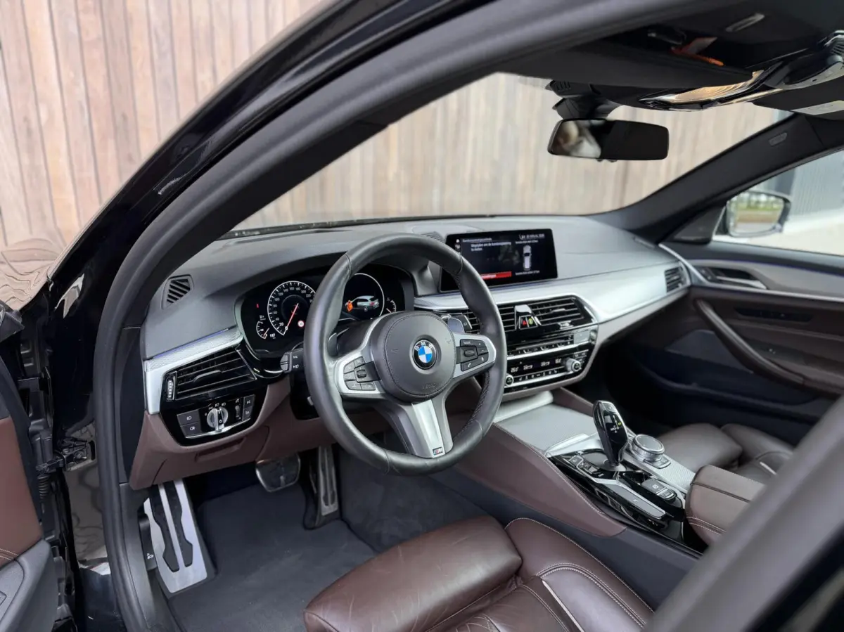 530d High Executive Edition | 3X M-Sport| Panoramadak |Trekhaak | H&K | HUD |Dealeronderhouden
