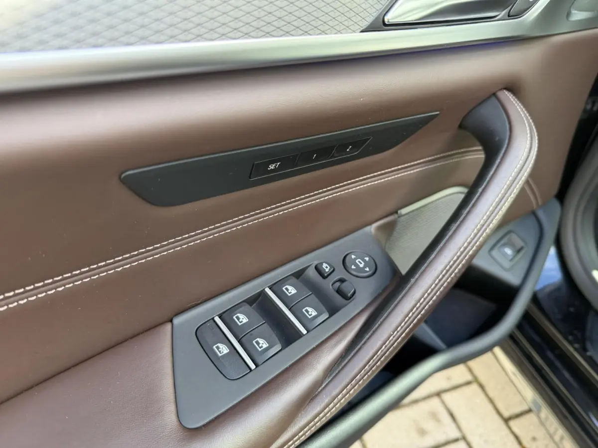 530d High Executive Edition | 3X M-Sport| Panoramadak |Trekhaak | H&K | HUD |Dealeronderhouden