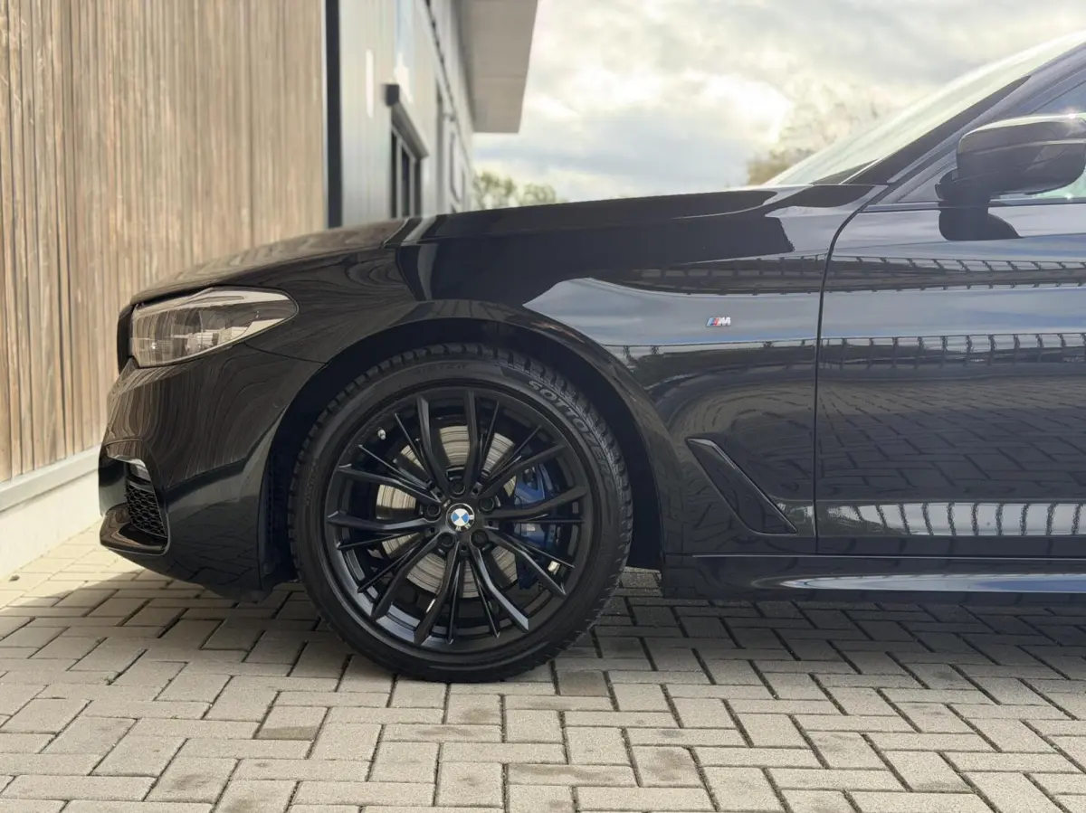 530d High Executive Edition | 3X M-Sport| Panoramadak |Trekhaak | H&K | HUD |Dealeronderhouden