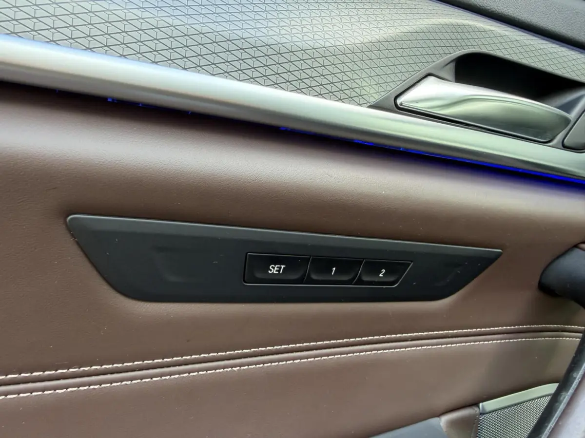 530d High Executive Edition | 3X M-Sport| Panoramadak |Trekhaak | H&K | HUD |Dealeronderhouden