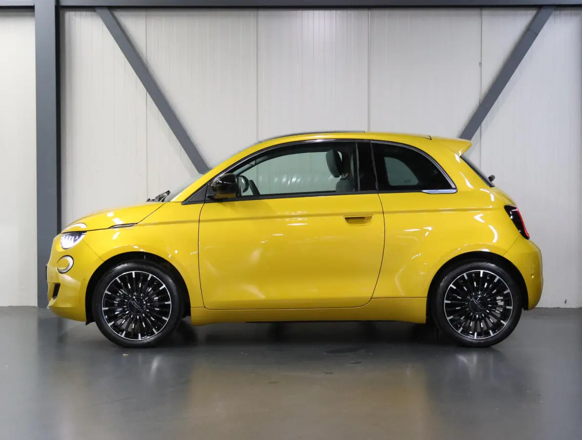 Icon 42 kWh | 8 jaar garantie | Apple CarPlay / Android Auto | Achteruitcamera | Stoelverwarming |