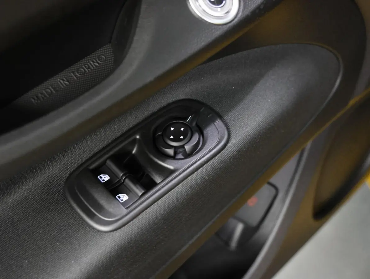 Icon 42 kWh | 8 jaar garantie | Apple CarPlay / Android Auto | Achteruitcamera | Stoelverwarming |