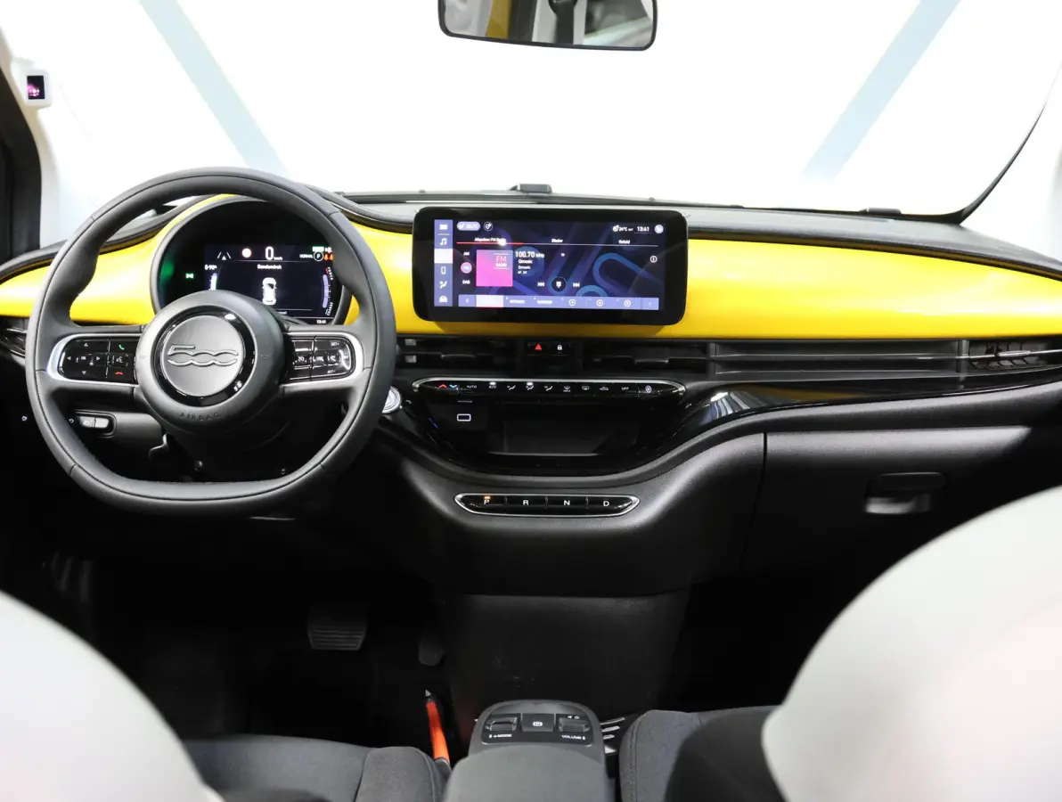 Icon 42 kWh | 8 jaar garantie | Apple CarPlay / Android Auto | Achteruitcamera | Stoelverwarming |