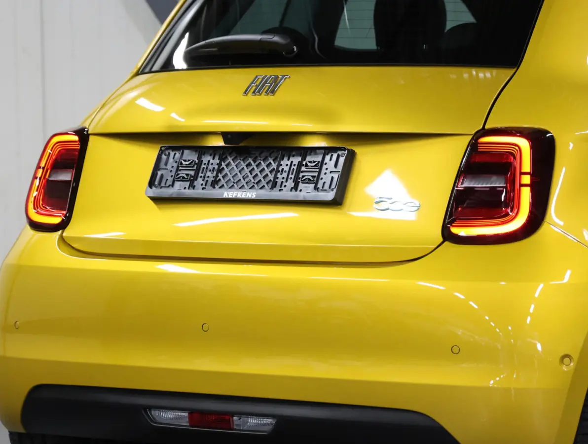 Icon 42 kWh | 8 jaar garantie | Apple CarPlay / Android Auto | Achteruitcamera | Stoelverwarming |
