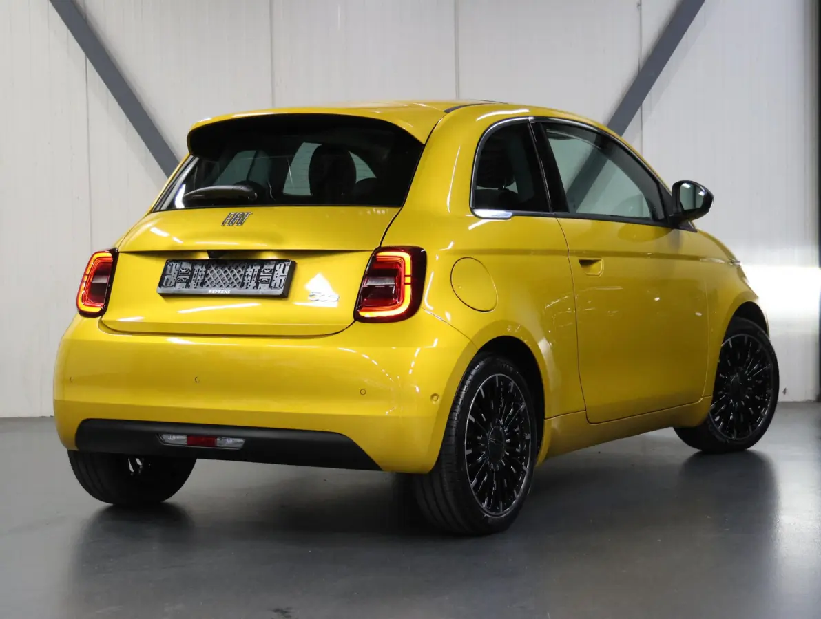 Icon 42 kWh | 8 jaar garantie | Apple CarPlay / Android Auto | Achteruitcamera | Stoelverwarming |