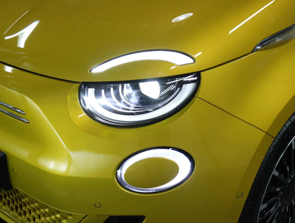 Icon 42 kWh | 8 jaar garantie | Apple CarPlay / Android Auto | Achteruitcamera | Stoelverwarming |