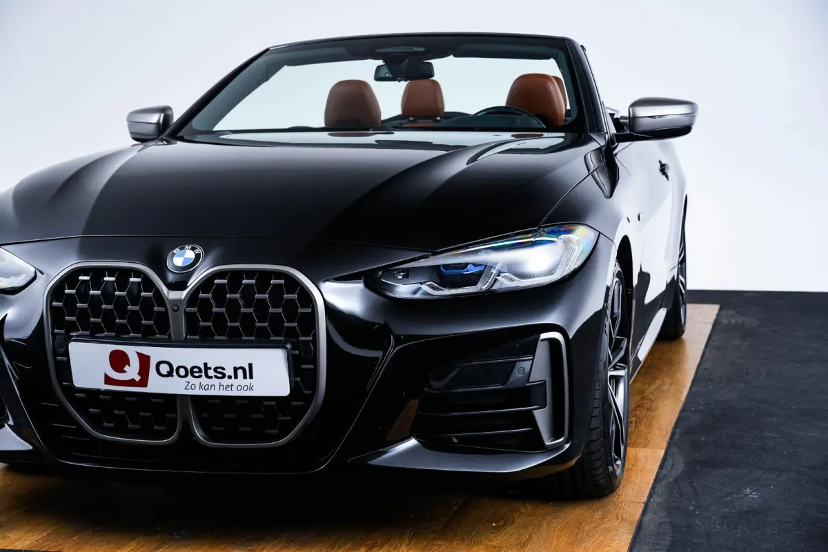M440i High Executive Driving Assistant Professional - Head up - Harman Kardon - BMW Laserlight - Comfort Access - Windscherm - Air collar - Stuurwielrand verwarmd - Parking Assistant Plus