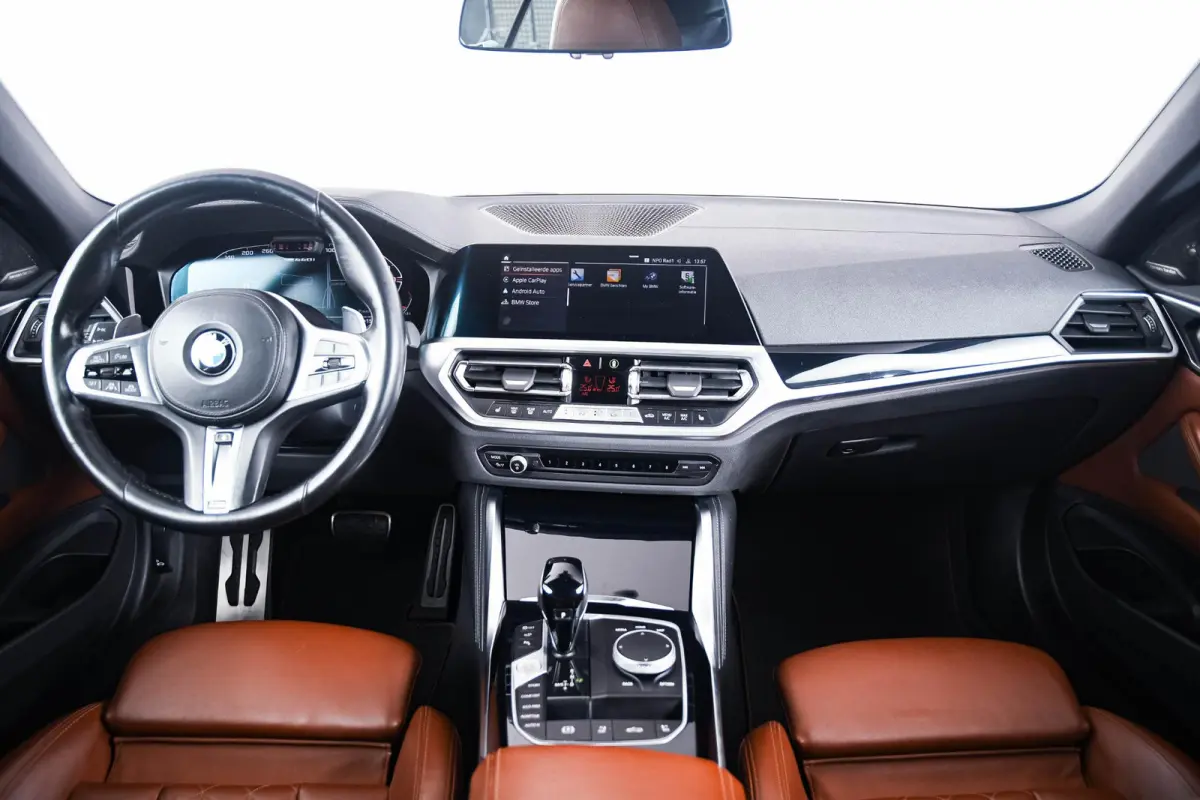M440i High Executive Driving Assistant Professional - Head up - Harman Kardon - BMW Laserlight - Comfort Access - Windscherm - Air collar - Stuurwielrand verwarmd - Parking Assistant Plus