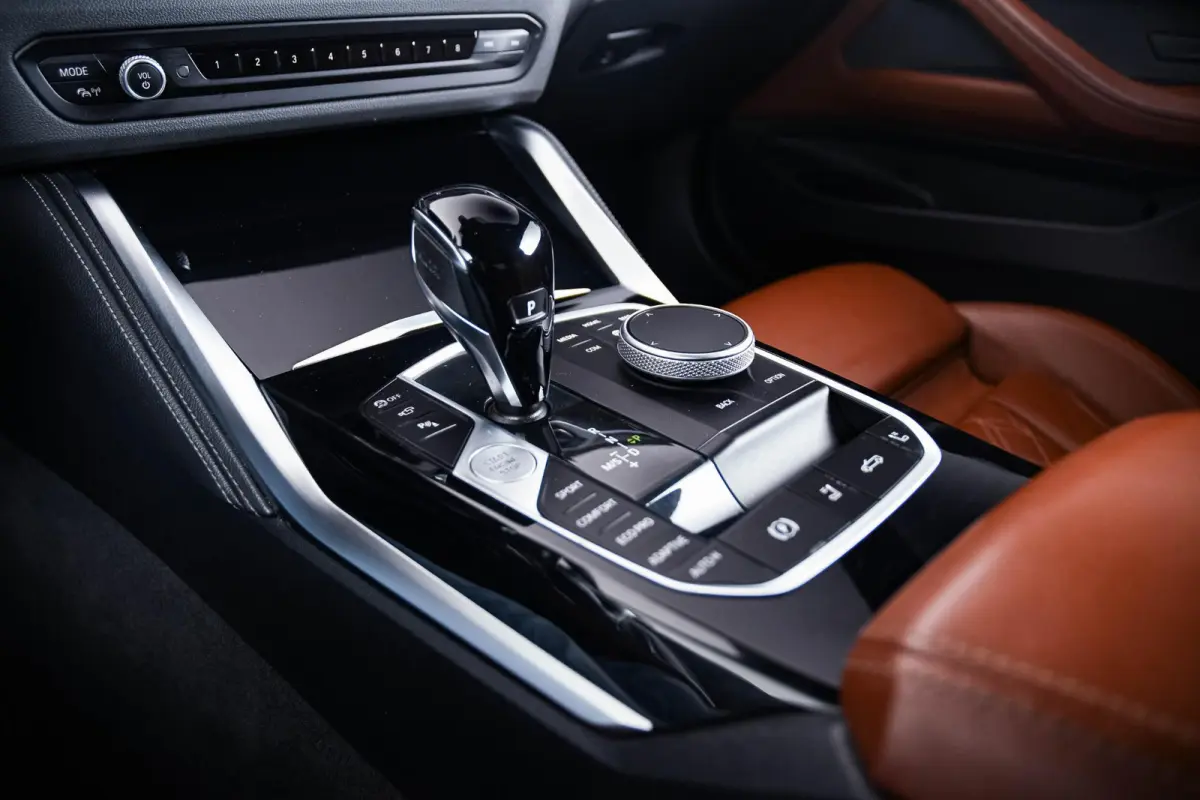 M440i High Executive Driving Assistant Professional - Head up - Harman Kardon - BMW Laserlight - Comfort Access - Windscherm - Air collar - Stuurwielrand verwarmd - Parking Assistant Plus