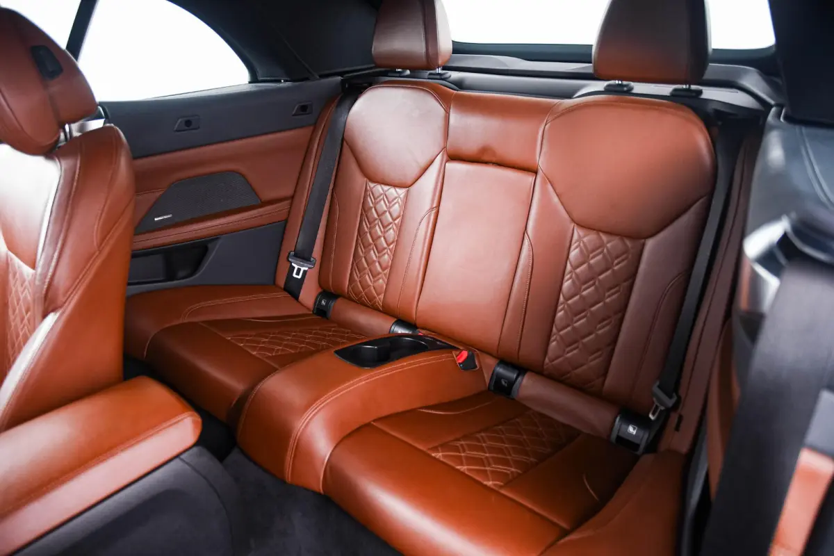 M440i High Executive Driving Assistant Professional - Head up - Harman Kardon - BMW Laserlight - Comfort Access - Windscherm - Air collar - Stuurwielrand verwarmd - Parking Assistant Plus
