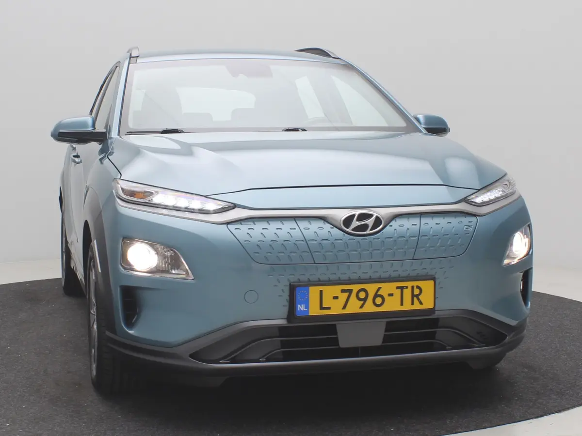EV Comfort 39 kWh | Achteruitrijcamera | Apple Carplay/Android Auto|telefoonintegratie premium | Bestuurdersstoel in hoogte verstelbaar