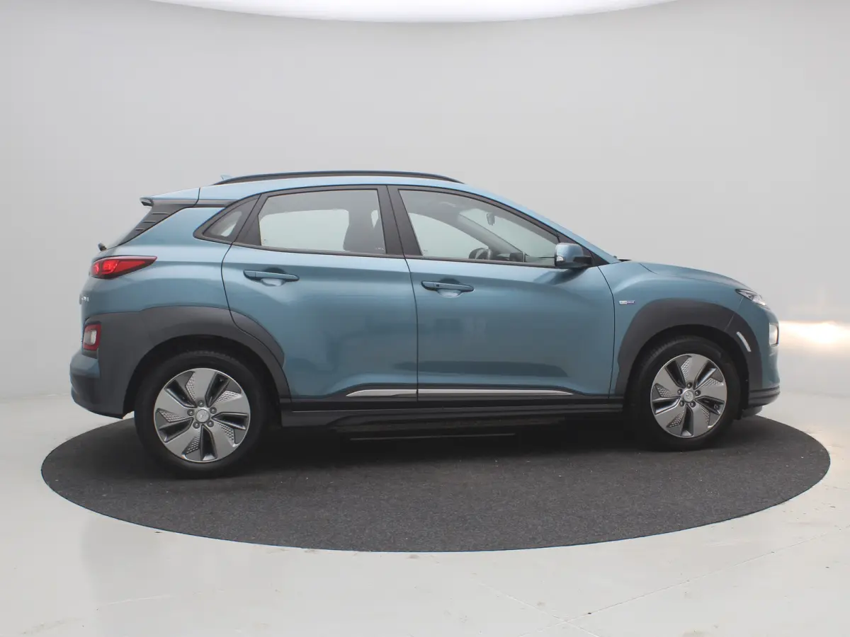 EV Comfort 39 kWh | Achteruitrijcamera | Apple Carplay/Android Auto|telefoonintegratie premium | Bestuurdersstoel in hoogte verstelbaar