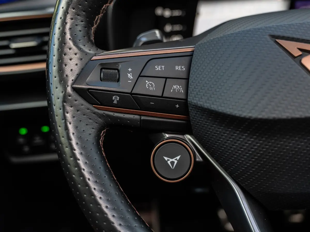2.0 TSI 4DRIVE Pano/Camera/Matrix/Blindspot