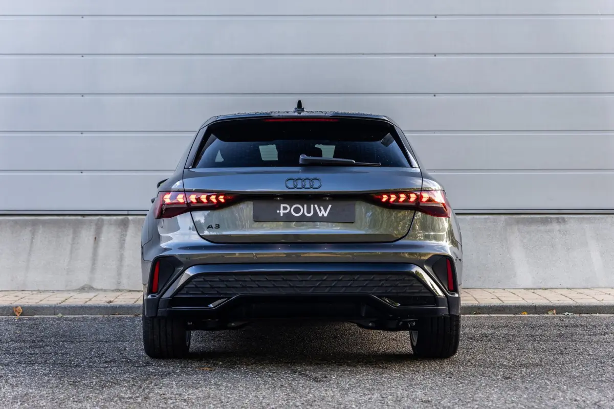 1.5 e-hybrid S 272pk edition Competition | LMV 18'' | SONOS Sound System | Panoramadak