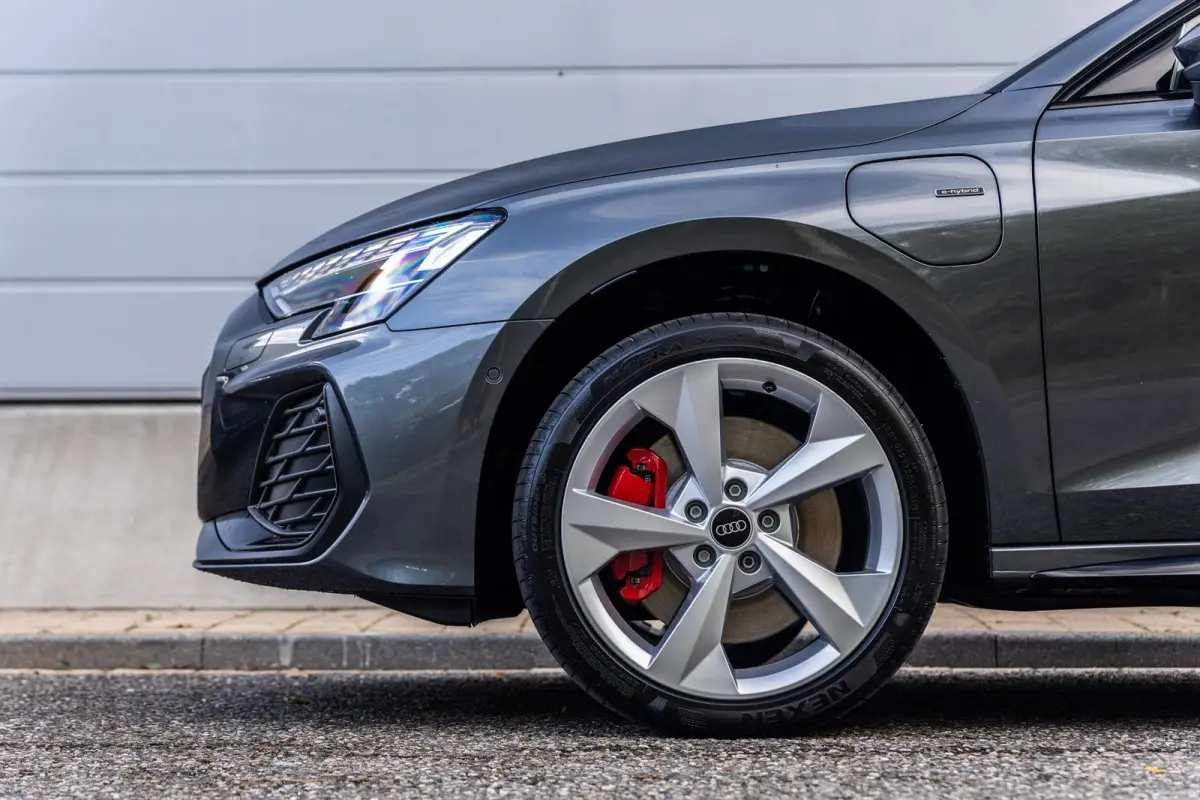 1.5 e-hybrid S 272pk edition Competition | LMV 18'' | SONOS Sound System | Panoramadak