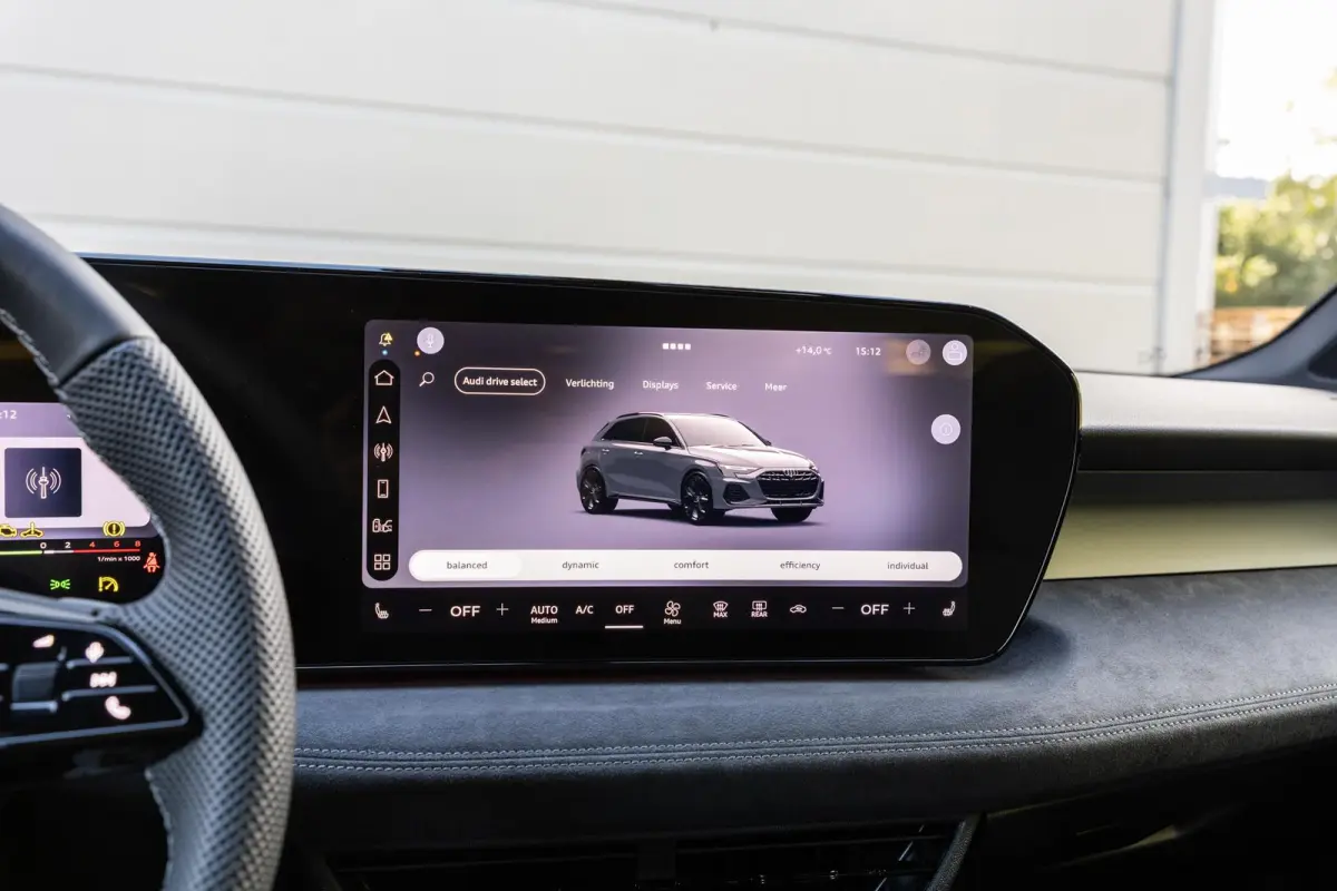 1.5 e-hybrid S 272pk edition Competition | LMV 18'' | SONOS Sound System | Panoramadak