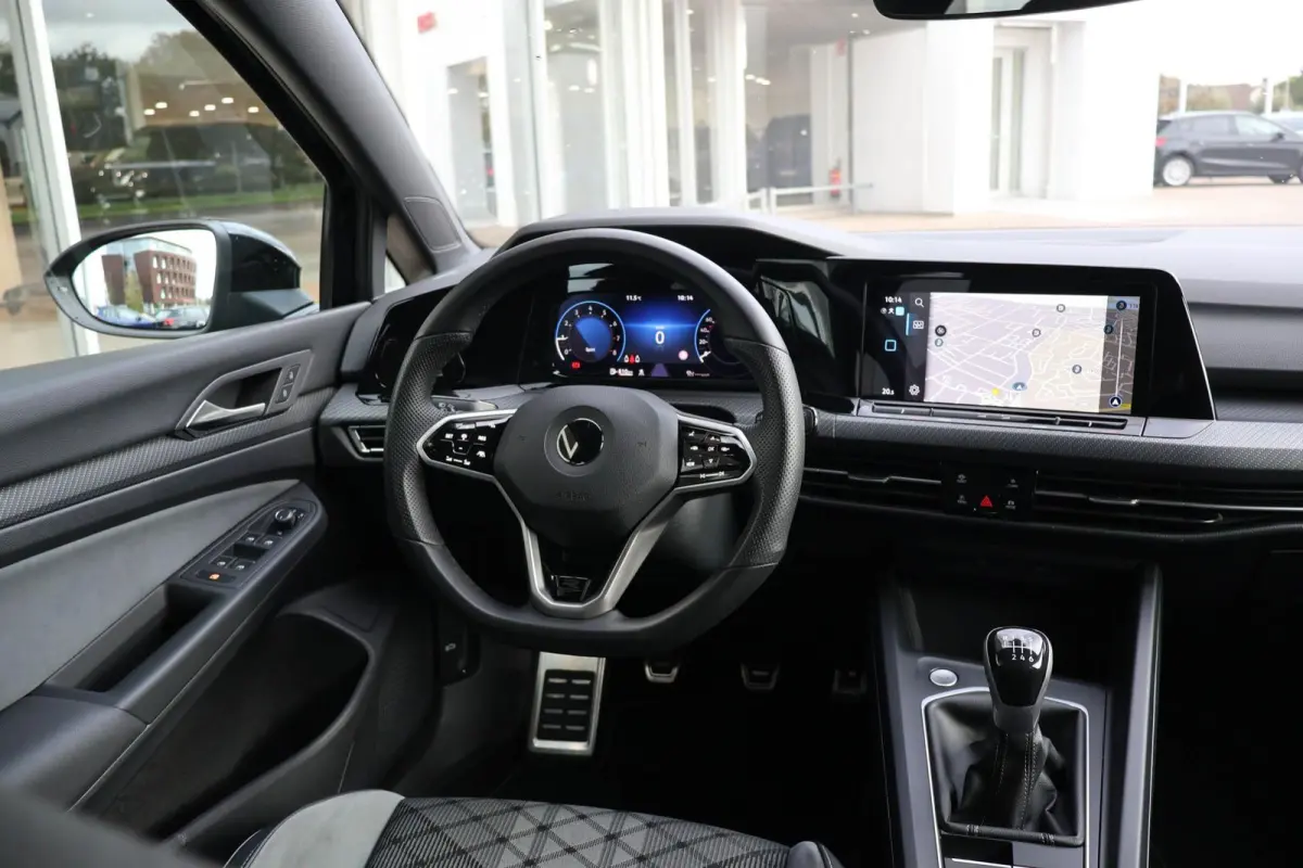 1.5 TSI 130pk R-Line | Navigatie | Camera | PDC | Carplay | Adaptive Cruise