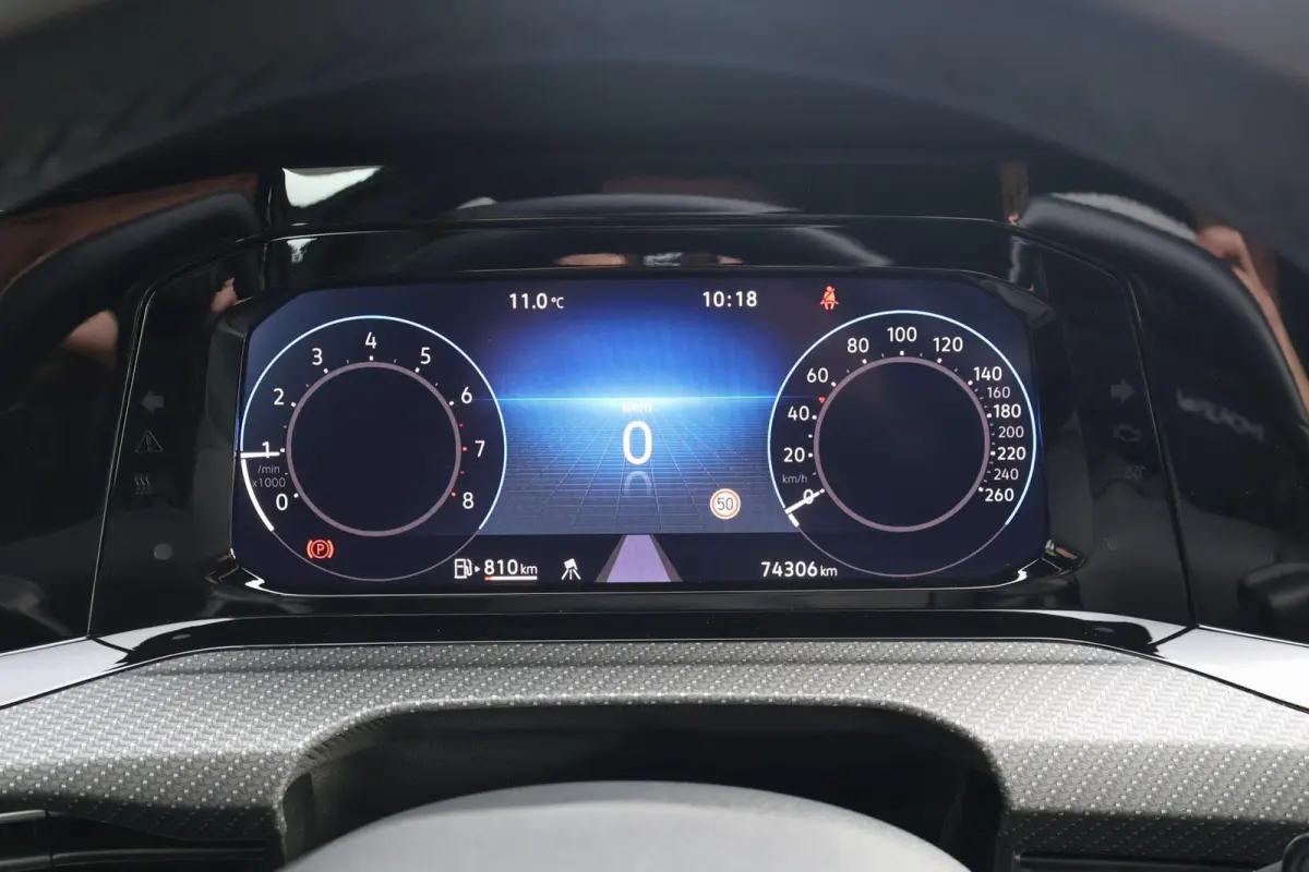 1.5 TSI 130pk R-Line | Navigatie | Camera | PDC | Carplay | Adaptive Cruise