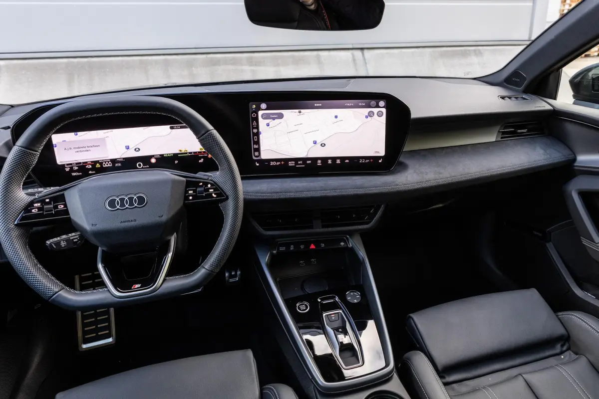 1.5 e-hybrid S 272pk edition Competition | LMV 18'' | SONOS Sound System | Panoramadak