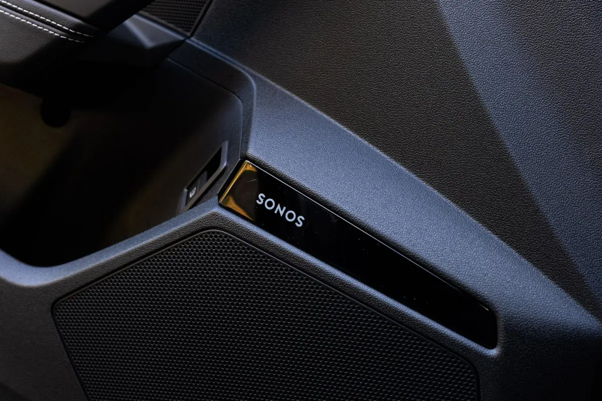 1.5 e-hybrid S 272pk edition Competition | LMV 18'' | SONOS Sound System | Panoramadak