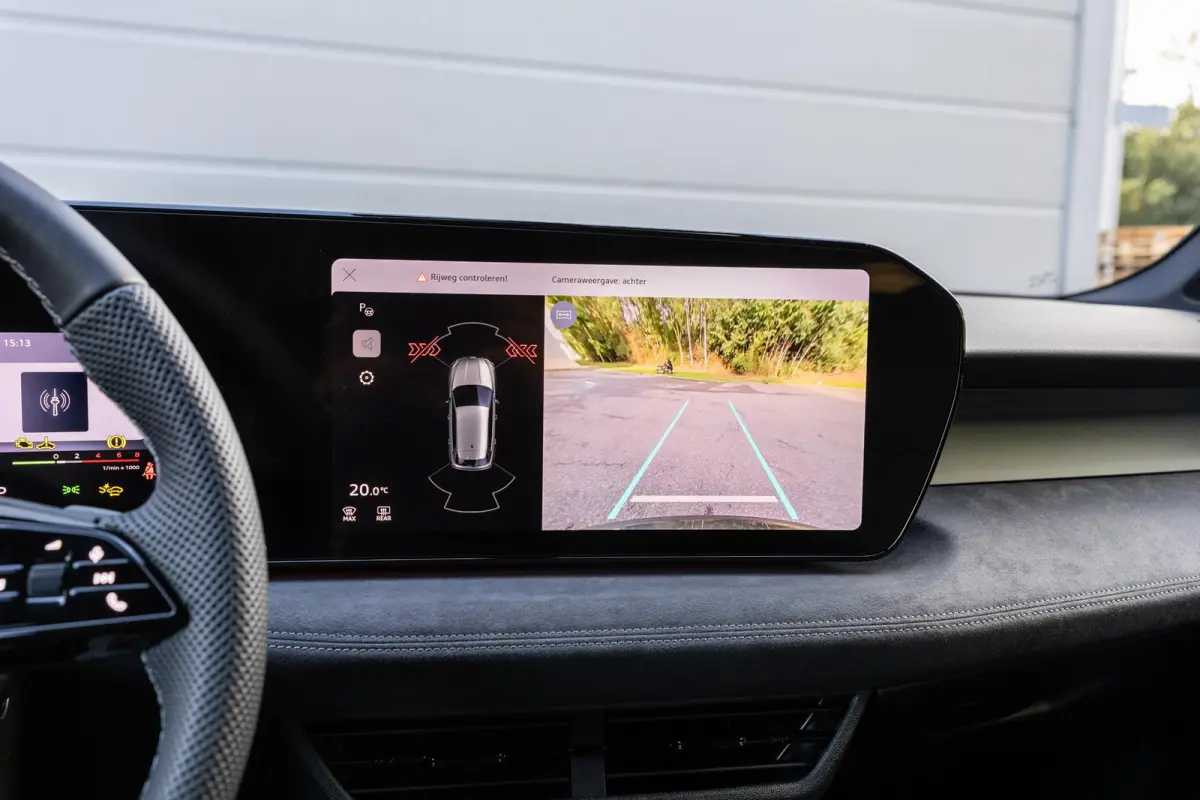 1.5 e-hybrid S 272pk edition Competition | LMV 18'' | SONOS Sound System | Panoramadak
