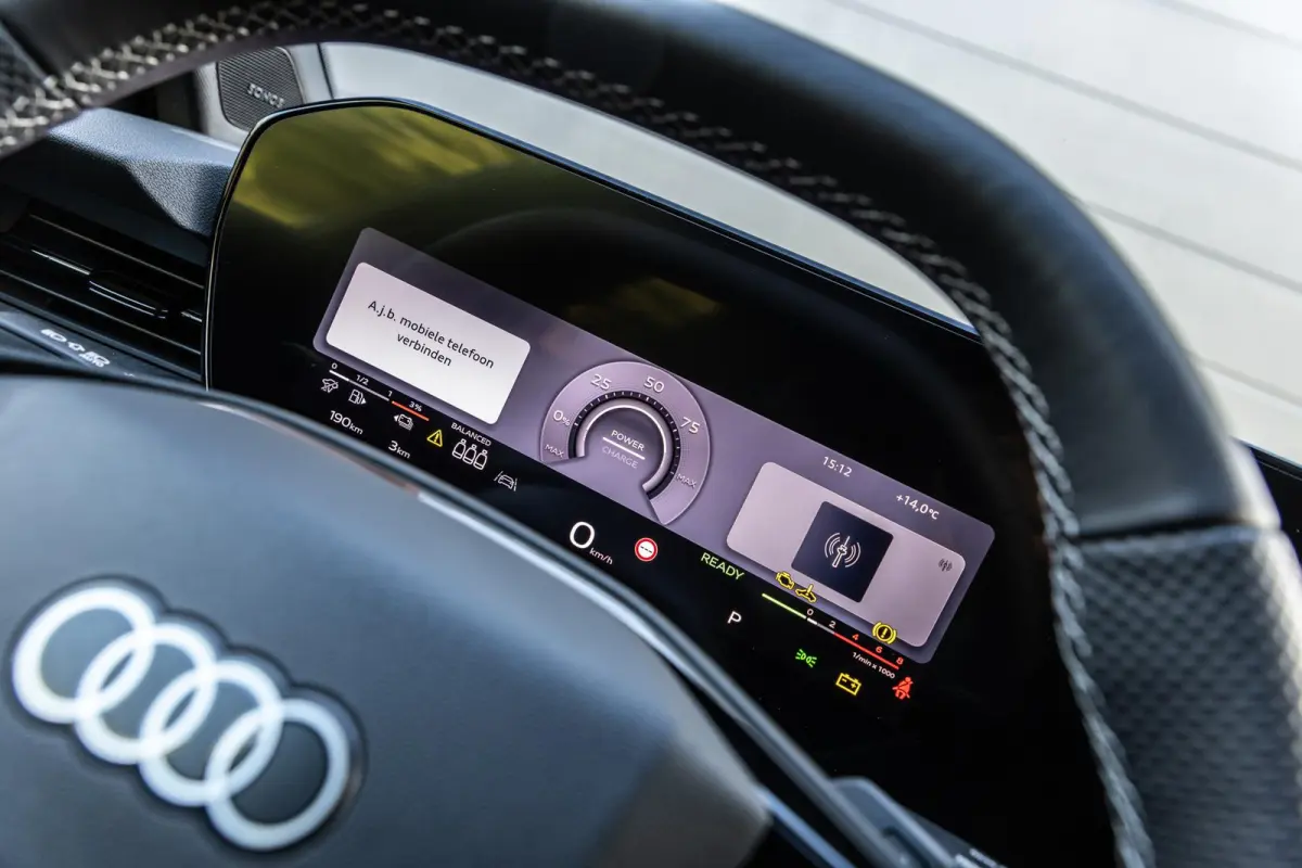 1.5 e-hybrid S 272pk edition Competition | LMV 18'' | SONOS Sound System | Panoramadak