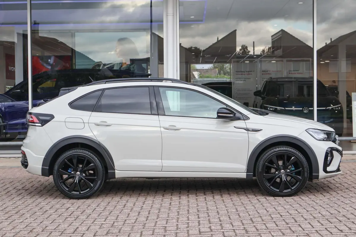 1.0 TSI 110pk R-Line | Keyless | Camera | Stoelverwarming | Carplay | PDC