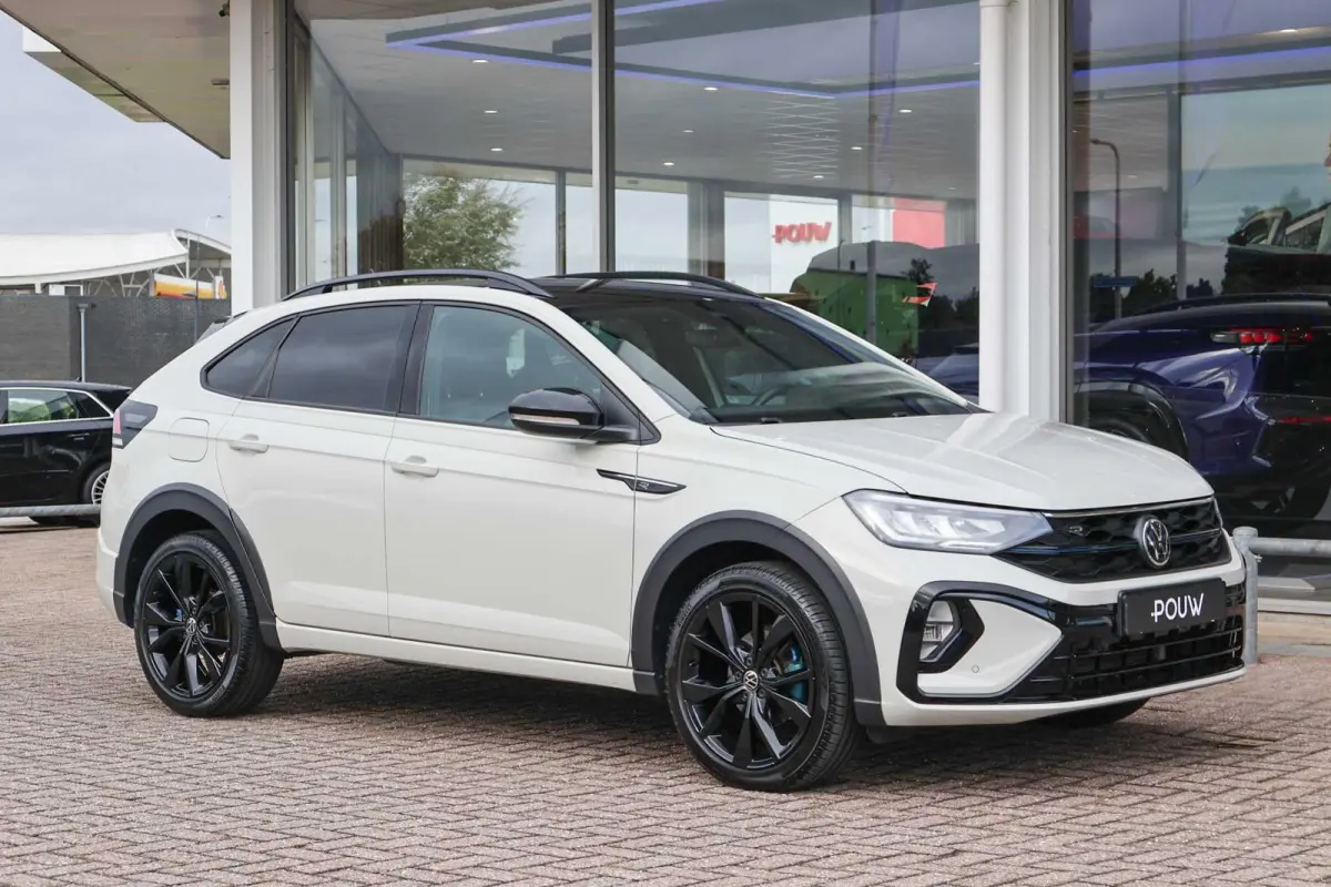1.0 TSI 110pk R-Line | Keyless | Camera | Stoelverwarming | Carplay | PDC