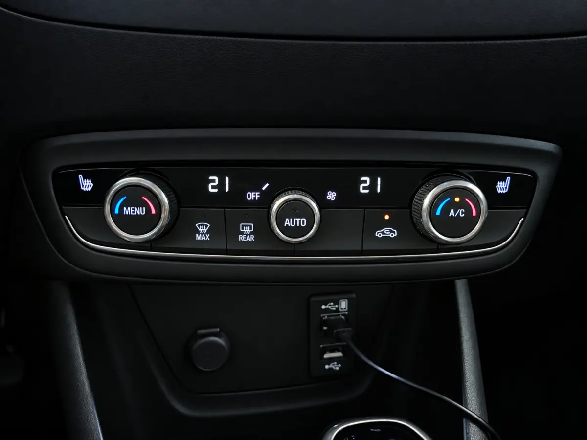 1.2 Turbo Innovation Automaat Airco, Cruise Control, Stuurbekrachtiging