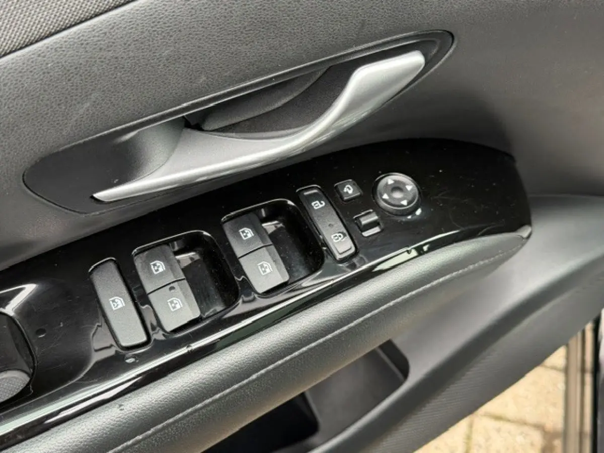 1.6 T-GDI PHEV Premium Sky 4WD Pano LED VOL!!!