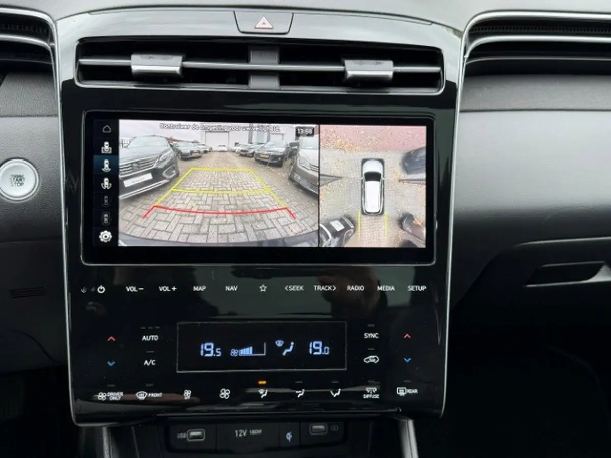 1.6 T-GDI PHEV Premium Sky 4WD Pano LED VOL!!!
