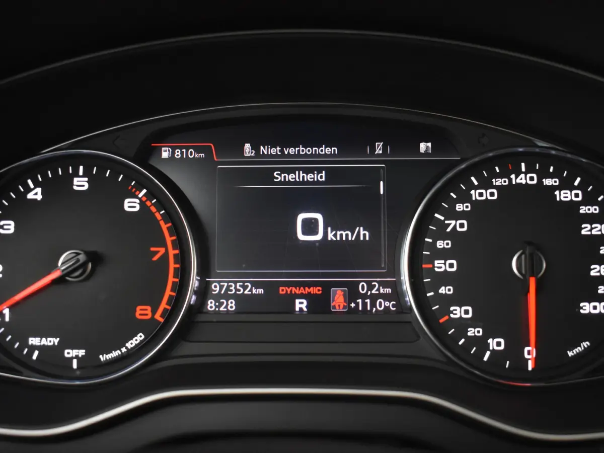 2.0 TFSI quattro Sport Pro Line 252 Pk S-Tronic | Schuif-kanteldak | Wegklapbare trekhaak | Dode-hoek detectie | Elektrische achterklep |
