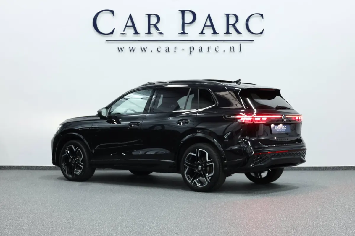 1.5 eTSI 3x R-Line IQ+LED/VIRTUAL/SFEER/PANO/ALCANTARA+S.VERWARMING/20" LMV/CAM/LINE/ACC/ECC/12 MDN GARANTIE!