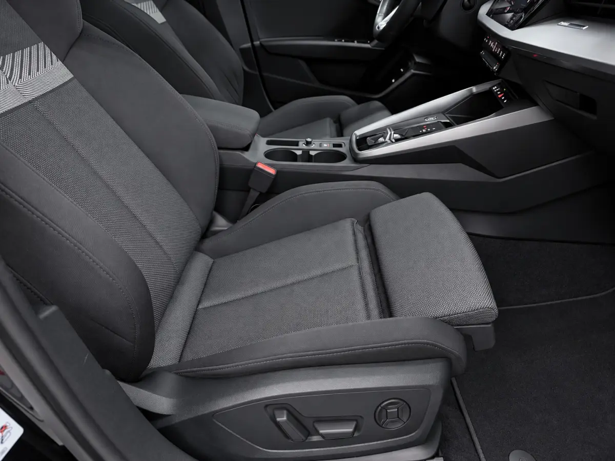 45 TFSI e S edition Competition NAVI/STOEL-M/DAB/CARPLAY/ADAPT-CRUISE/V-COCKPIT///