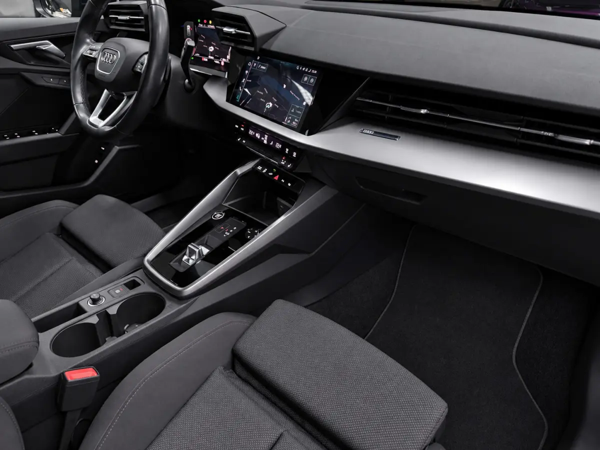 45 TFSI e S edition Competition NAVI/STOEL-M/DAB/CARPLAY/ADAPT-CRUISE/V-COCKPIT///