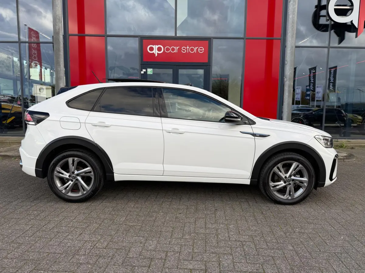 1.0 TSI R-Line DSG-7 | Panorama | Camera | Parksensor | Carplay | Stoelverwarming | IQ-Lights |