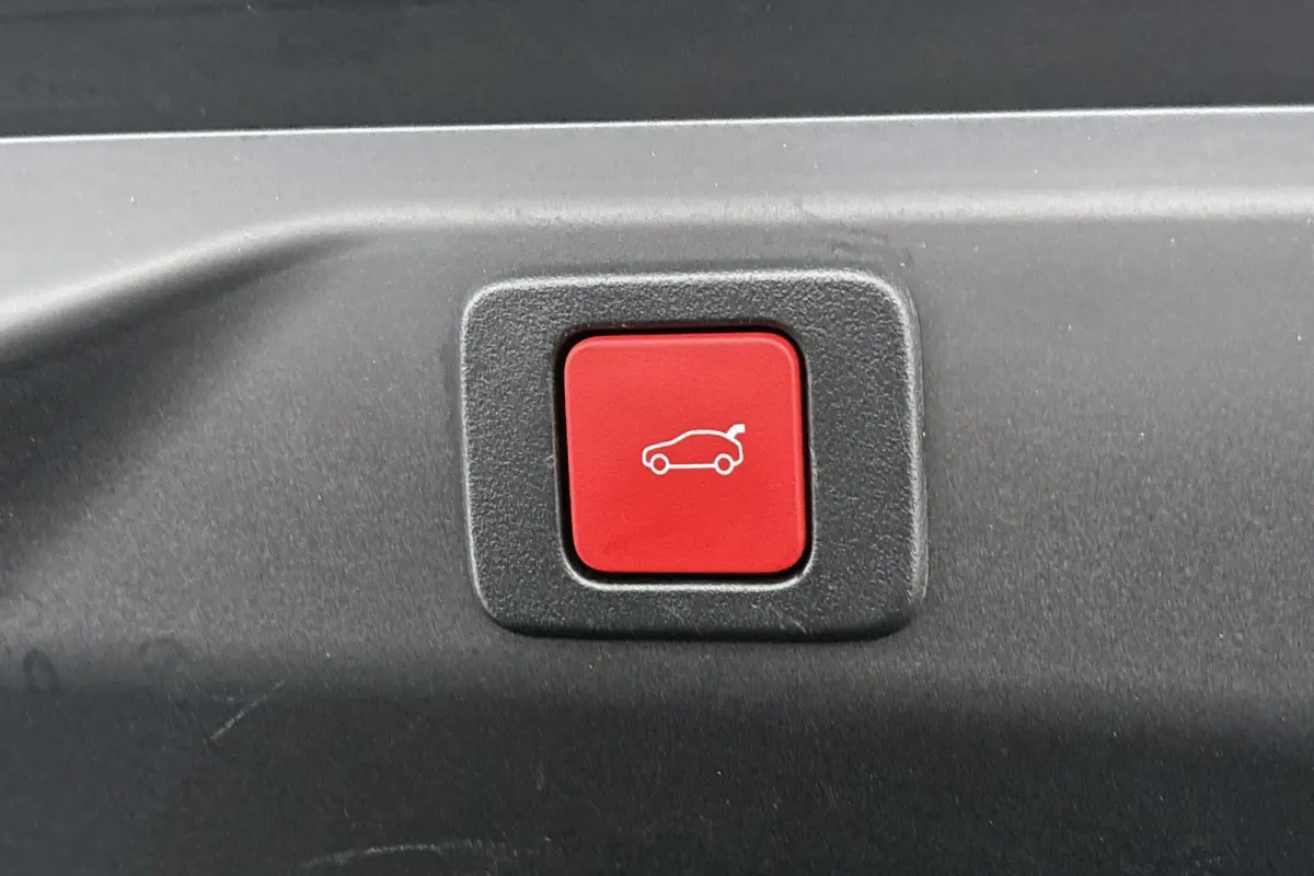 1.6 plug-in Hybrid 225 GT Stuur-Stoelverwarming 360 Camera 19"