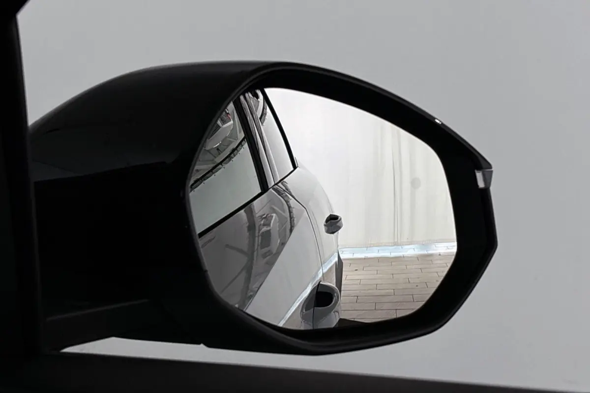 1.6 plug-in Hybrid 225 GT Stuur-Stoelverwarming 360 Camera 19"