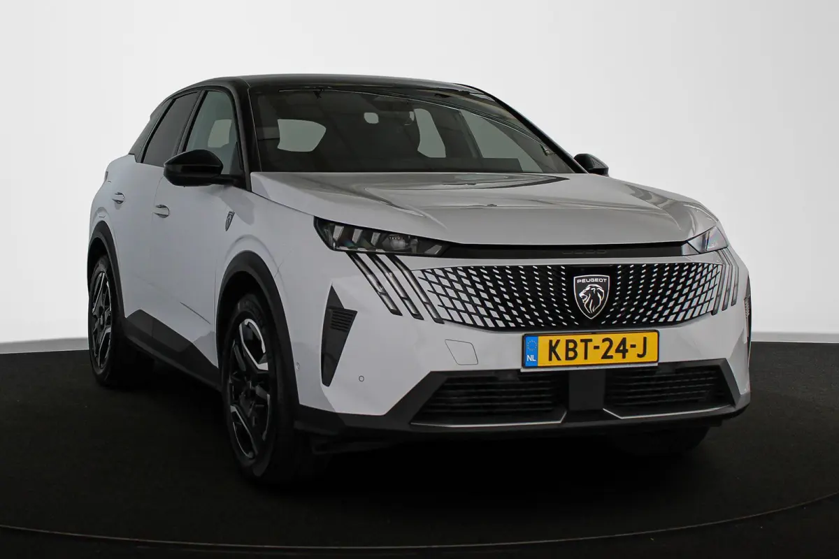 1.6 plug-in Hybrid 225 GT Stuur-Stoelverwarming 360 Camera 19"